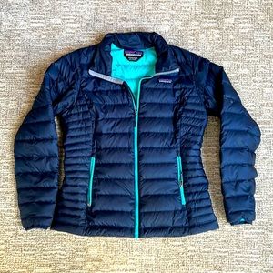 Womens Patagonia down jacket size small